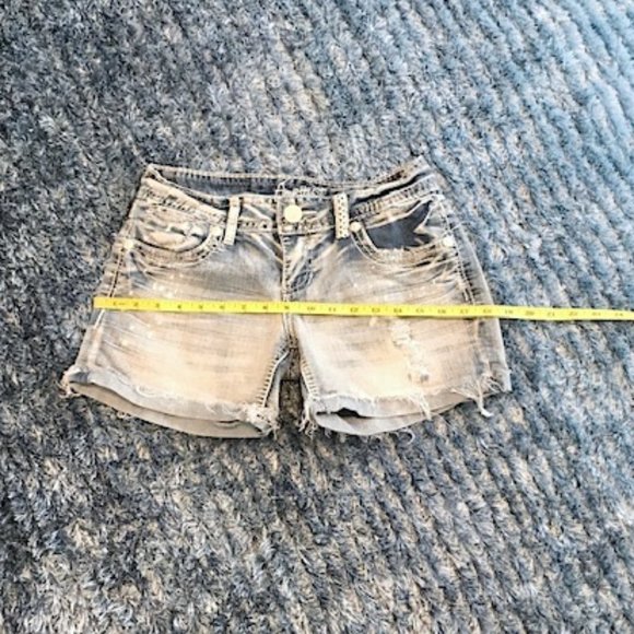 Amethyst Jean Shorts - Picture 6 of 8